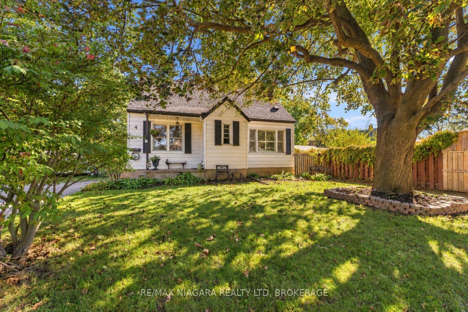 Photo 2 of 4 Walker Avenue, St. Catharines, Vine/Linwell — HOMEH