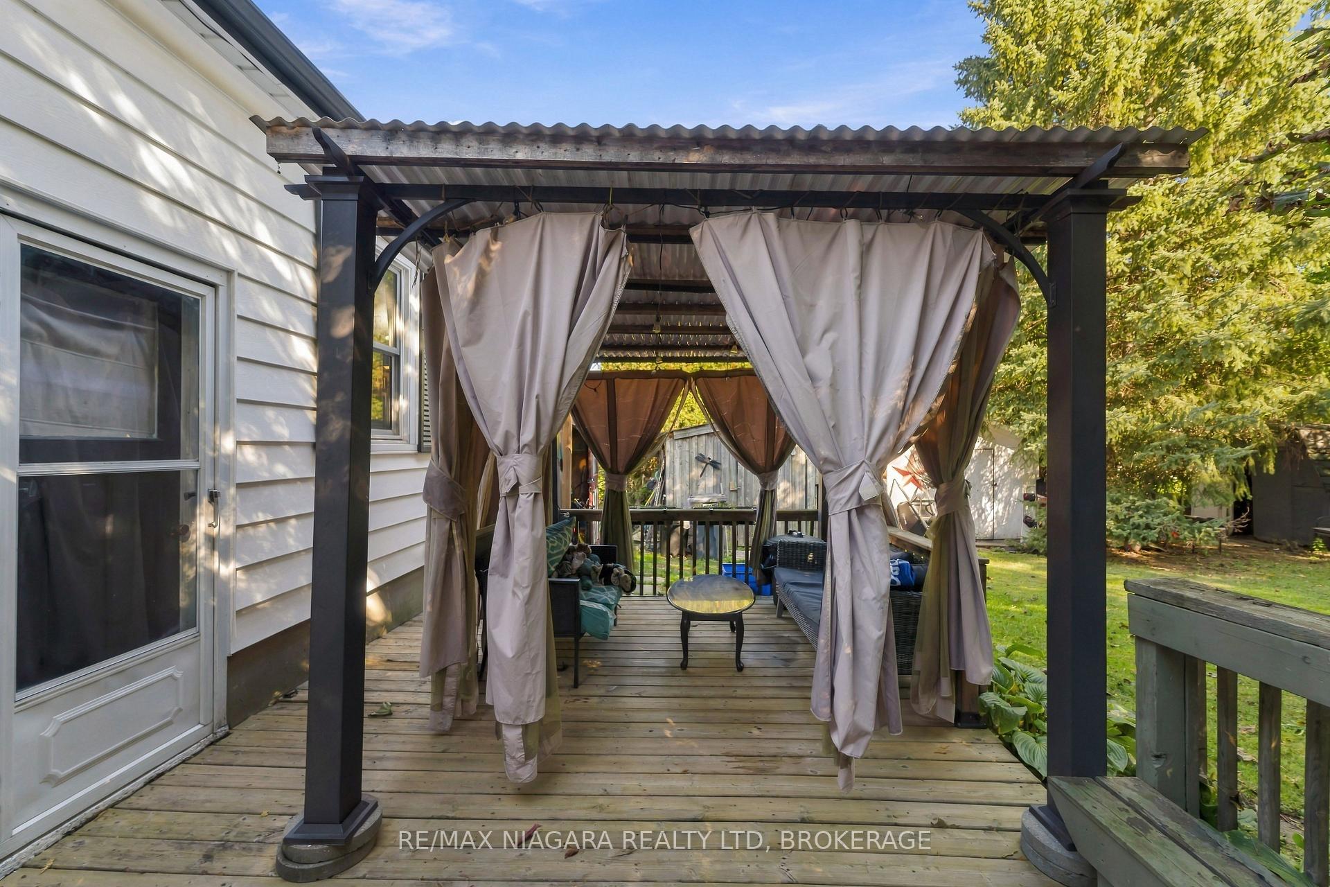 Photo 29 of 4 Walker Avenue, St. Catharines, Vine/Linwell — HOMEH