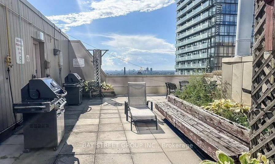 Photo 33 of 25 Grenville Street, Toronto, Bay Street Corridor — HOMEH