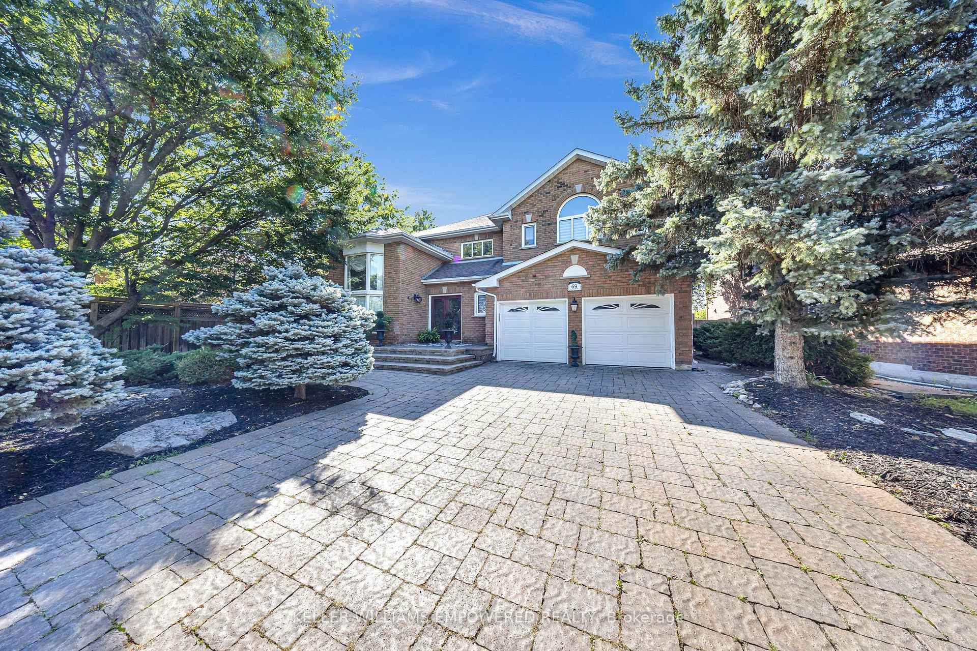 Photo 2 of 69 Galloway Drive, Vaughan, East Woodbridge — HOMEH
