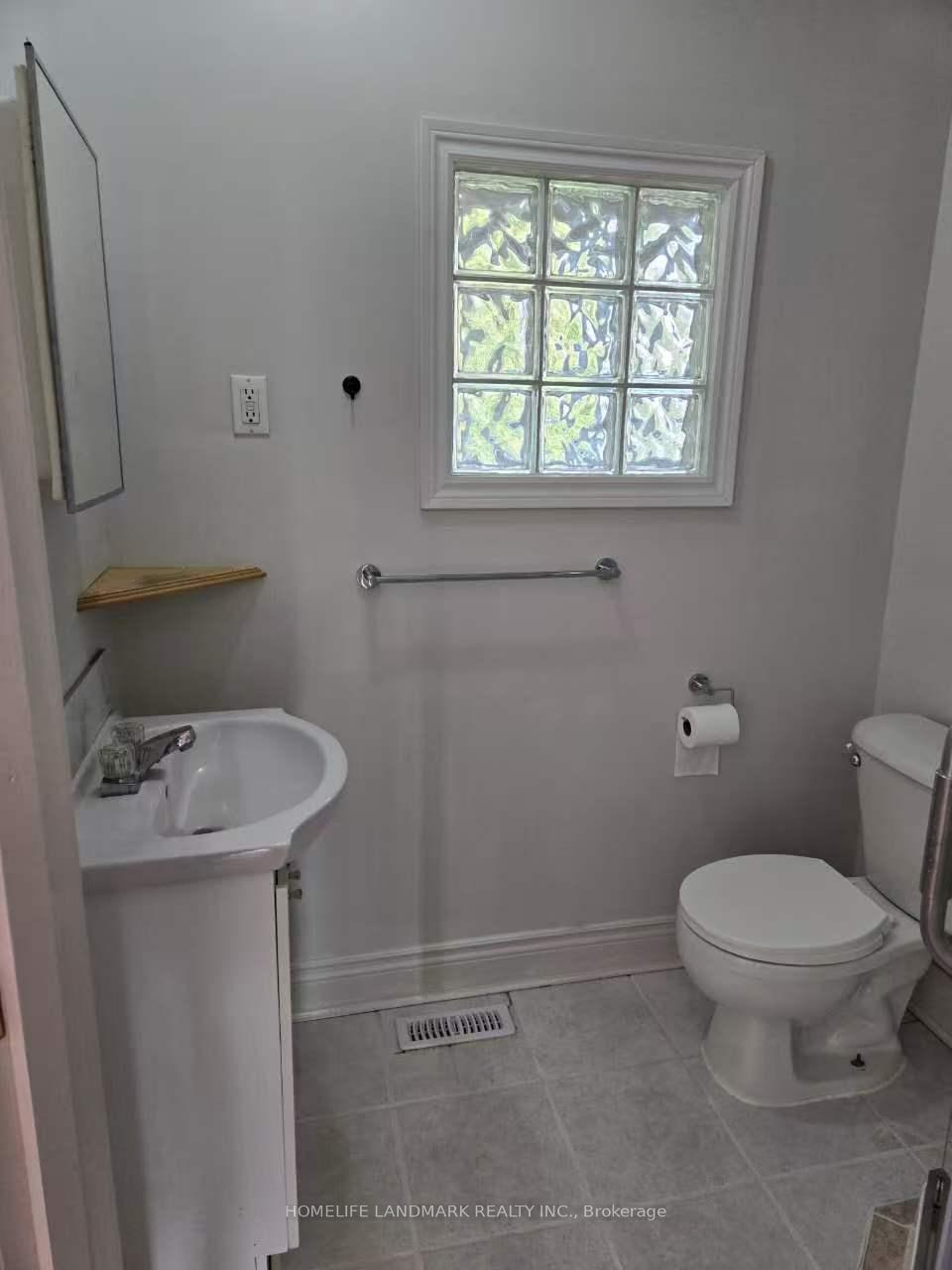 Photo 6 of 9A Metro Road S, Georgina, Keswick North — HOMEH