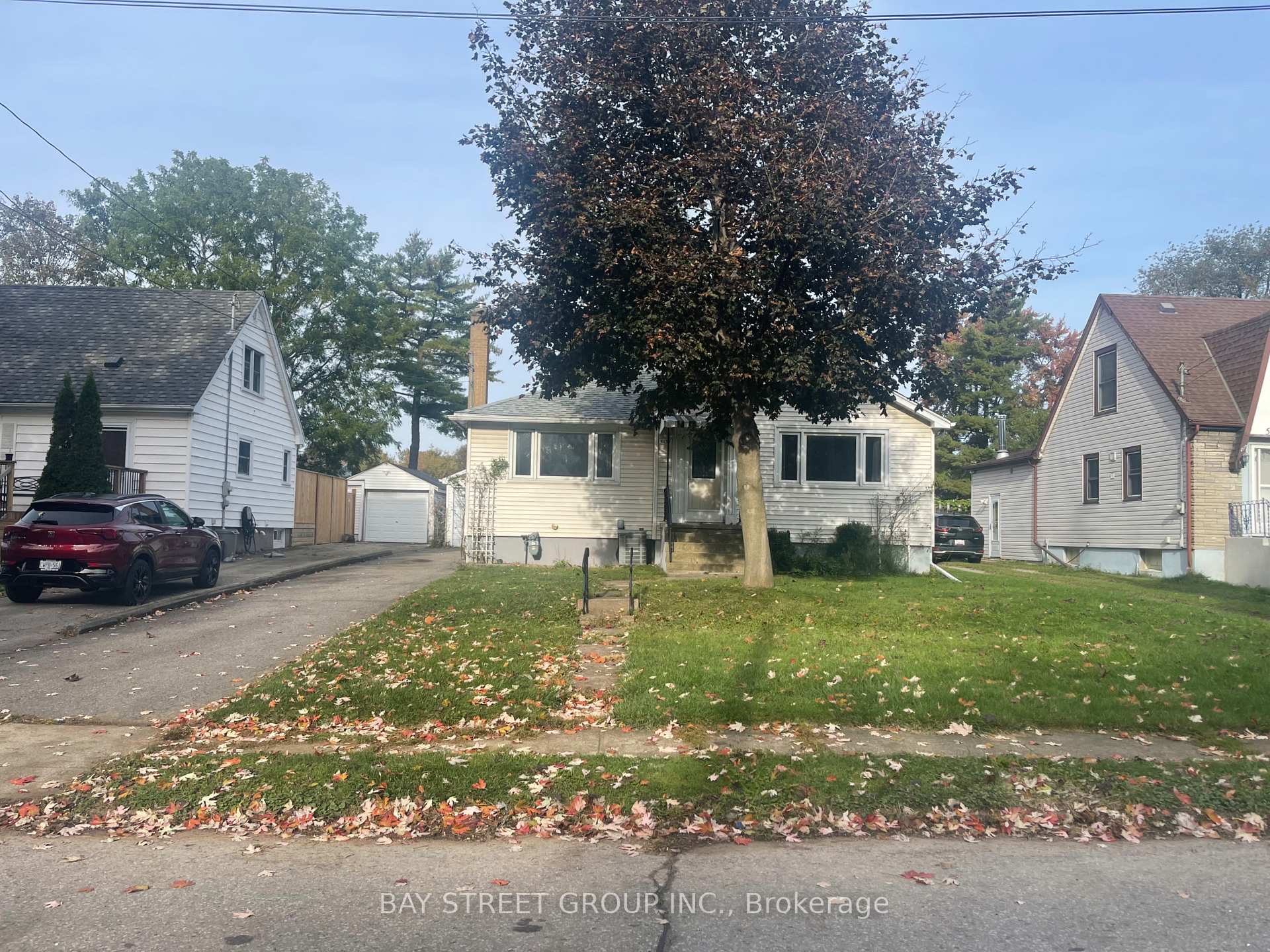 Photo 2 of 5137 Ontario Avenue, Niagara Falls, Downtown — HOMEH