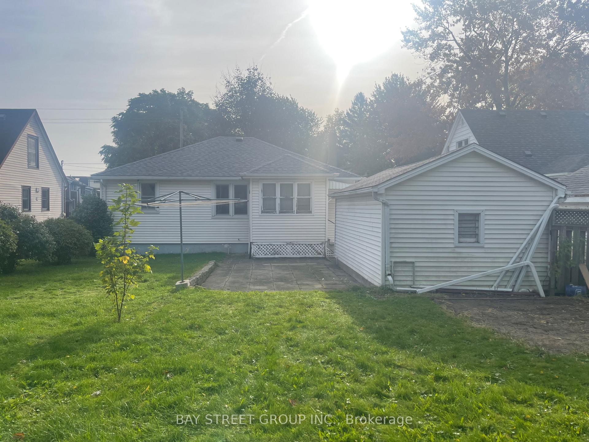 Photo 24 of 5137 Ontario Avenue, Niagara Falls, Downtown — HOMEH
