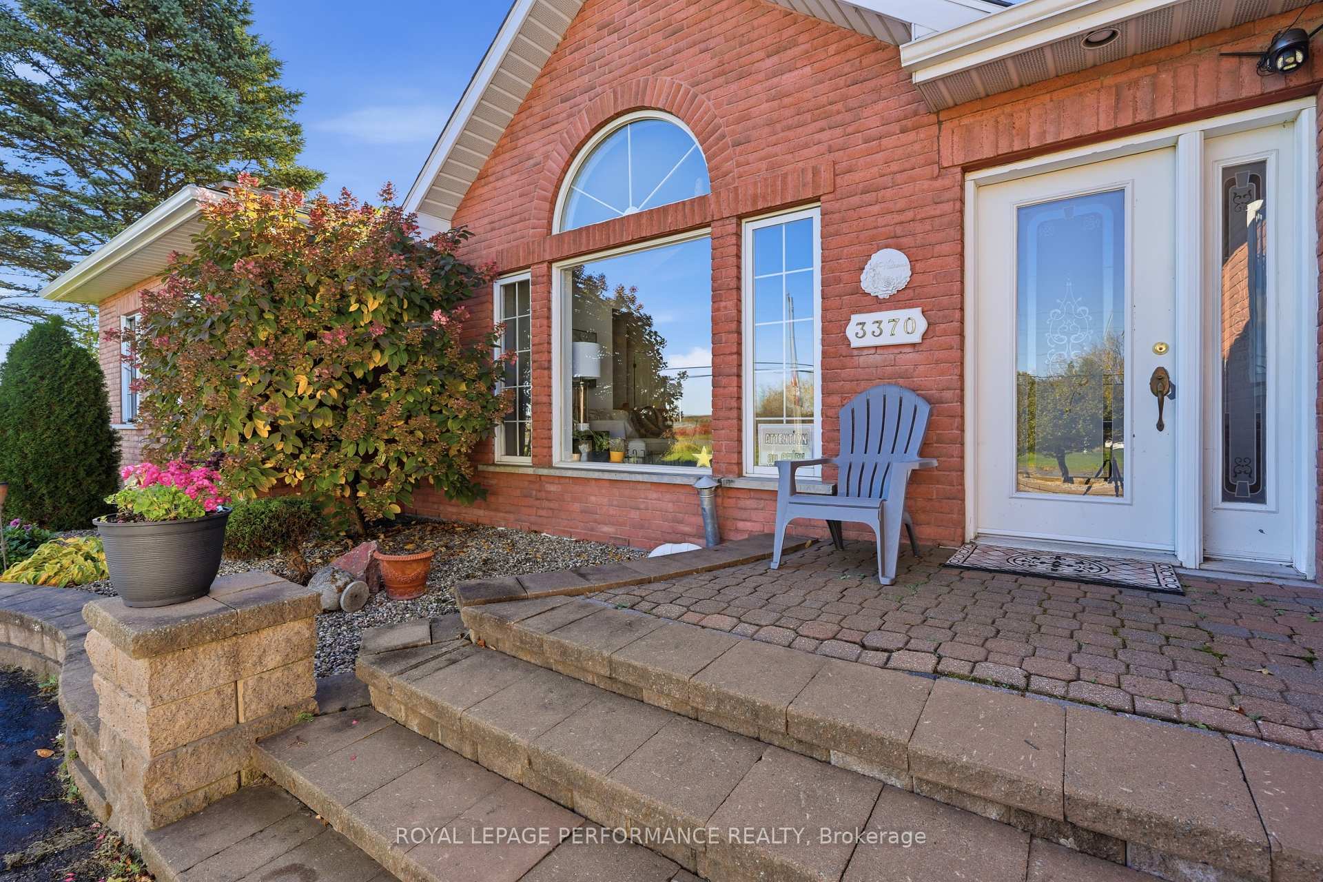 Photo 2 of 3370 Front Road, Champlain, Champlain Twp — HOMEH