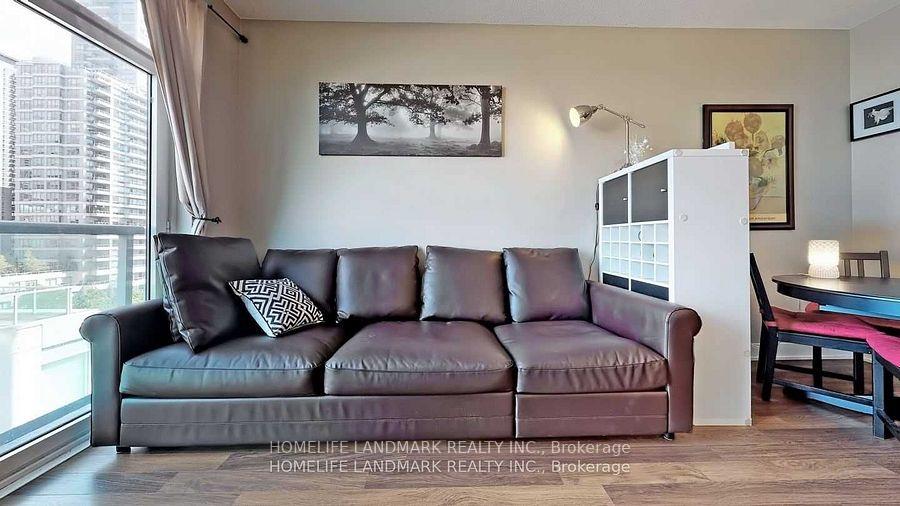 Photo 6 of Unit 902, 120 Homewood Avenue, Toronto, North St. James Town — HOMEH