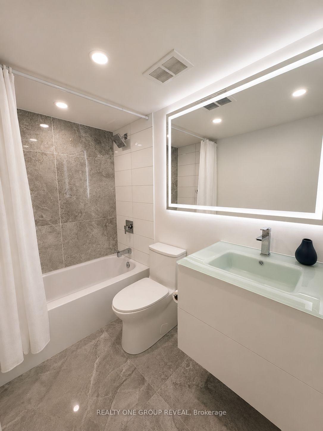 Photo 12 of Unit 2605, 3 Massey Square, Toronto, Crescent Town — HOMEH