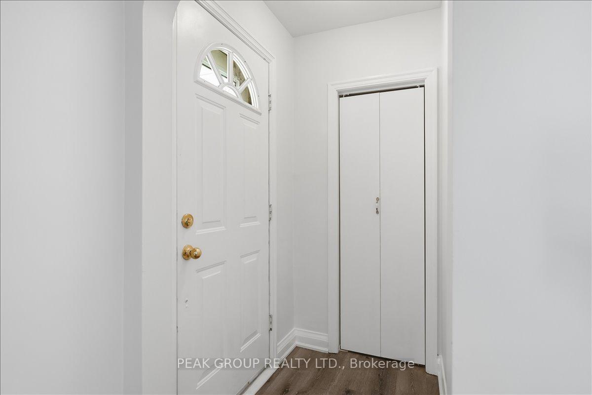 Photo 6 of 6233 Montrose Road, Niagara Falls, West Wood — HOMEH