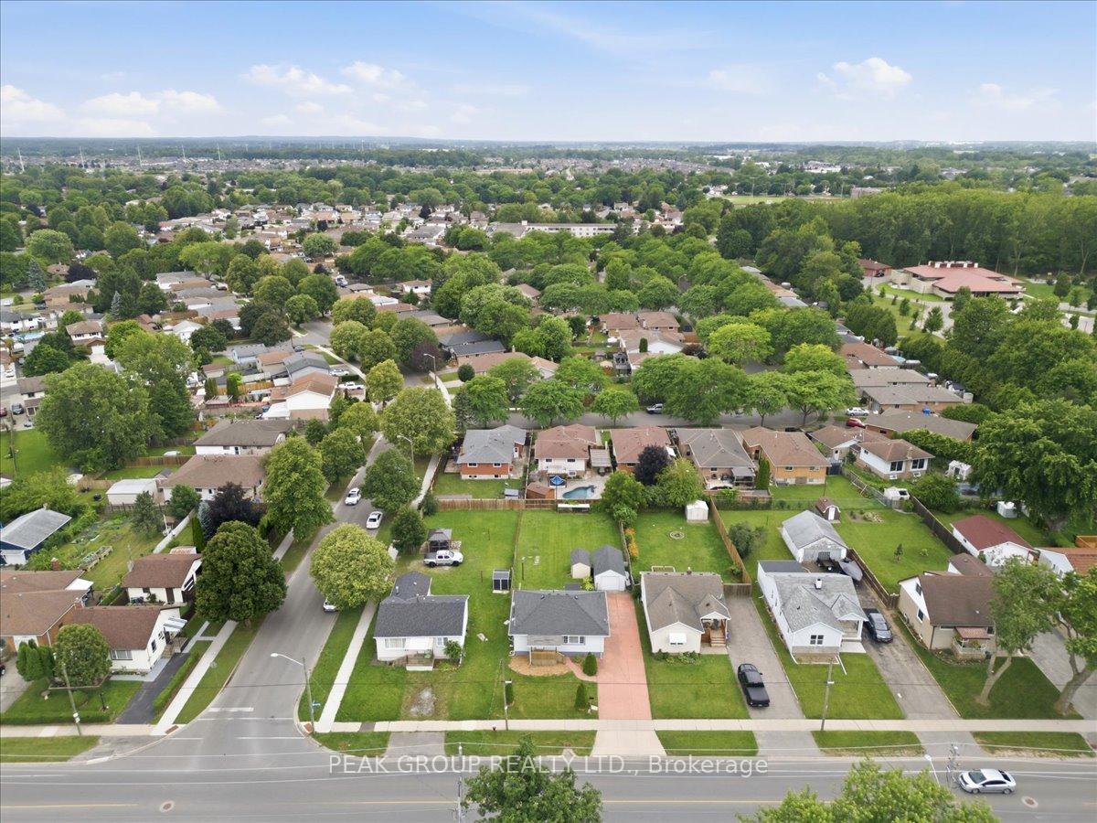 Photo 38 of 6233 Montrose Road, Niagara Falls, West Wood — HOMEH