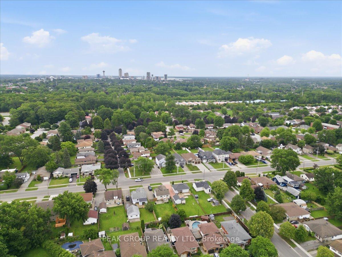 Photo 40 of 6233 Montrose Road, Niagara Falls, West Wood — HOMEH