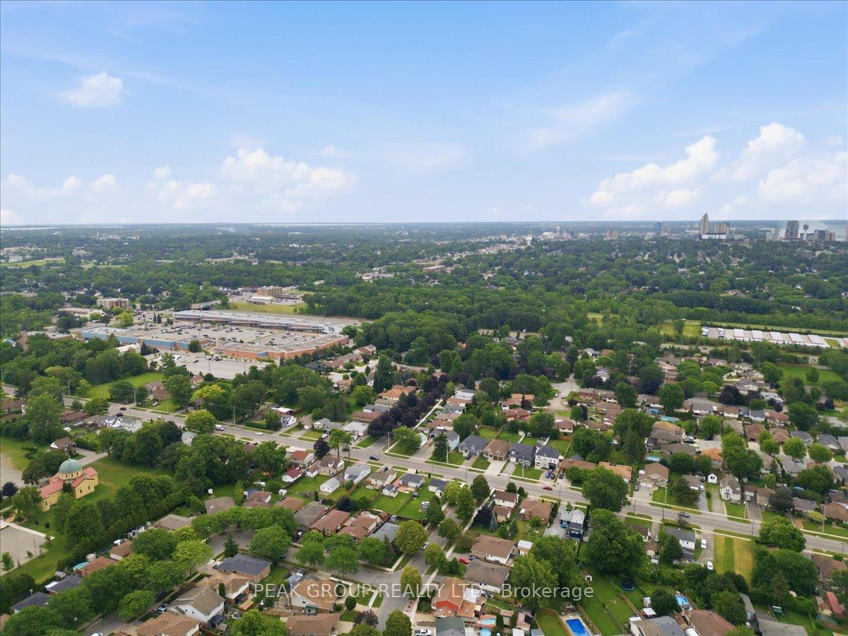 Photo 42 of 6233 Montrose Road, Niagara Falls, West Wood — HOMEH