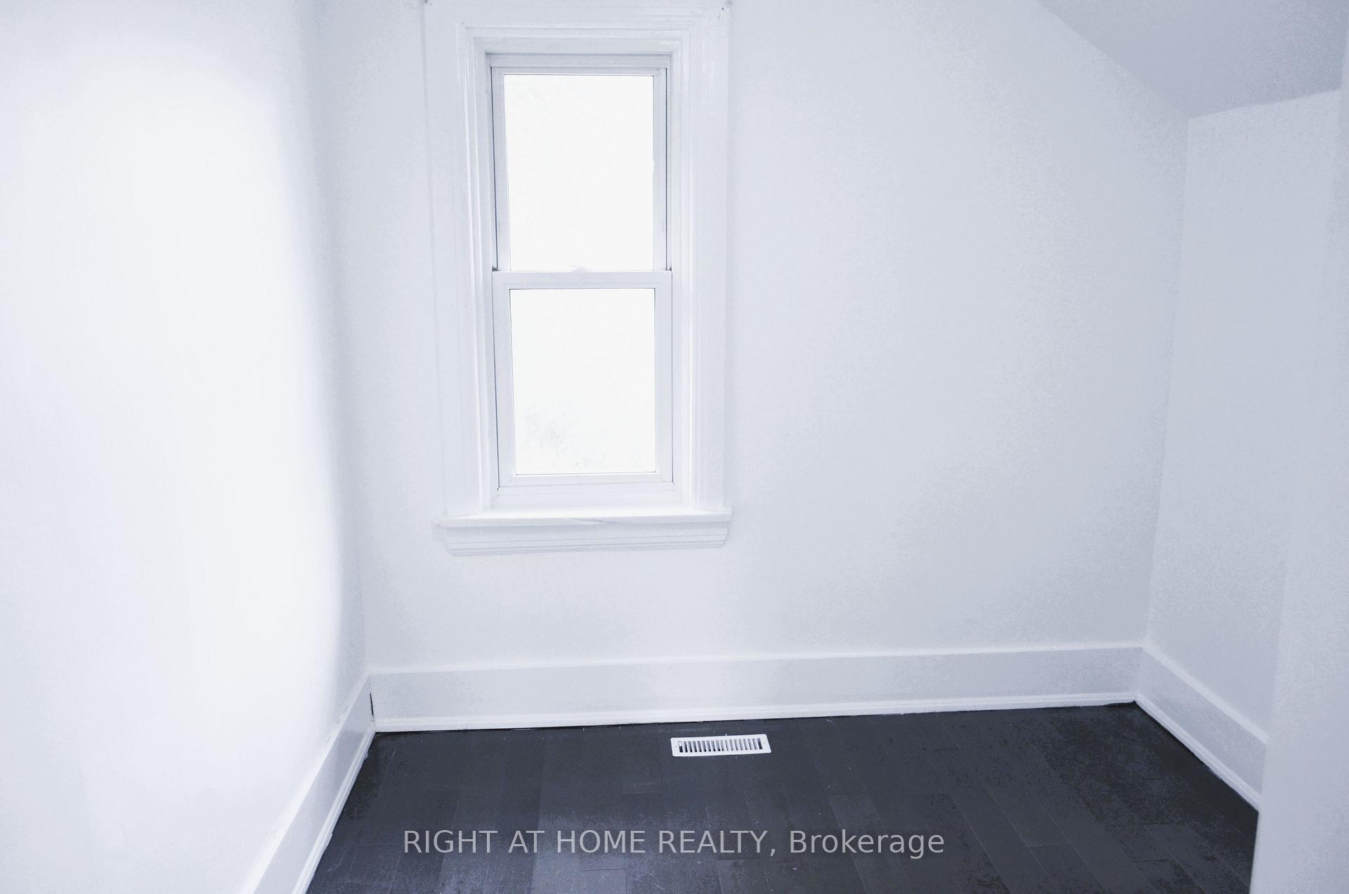 Photo 16 of 188 Adelaide Avenue E, Oshawa, O'Neill — HOMEH