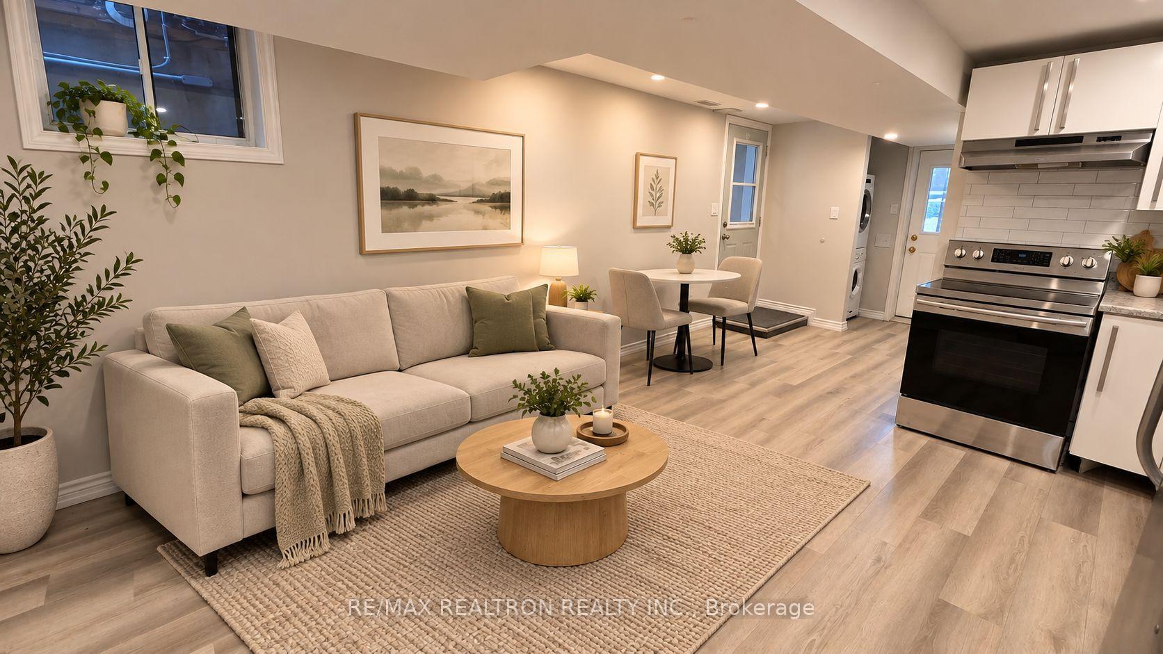 Photo 2 of 1047 Davenport Road, Toronto, Wychwood — HOMEH