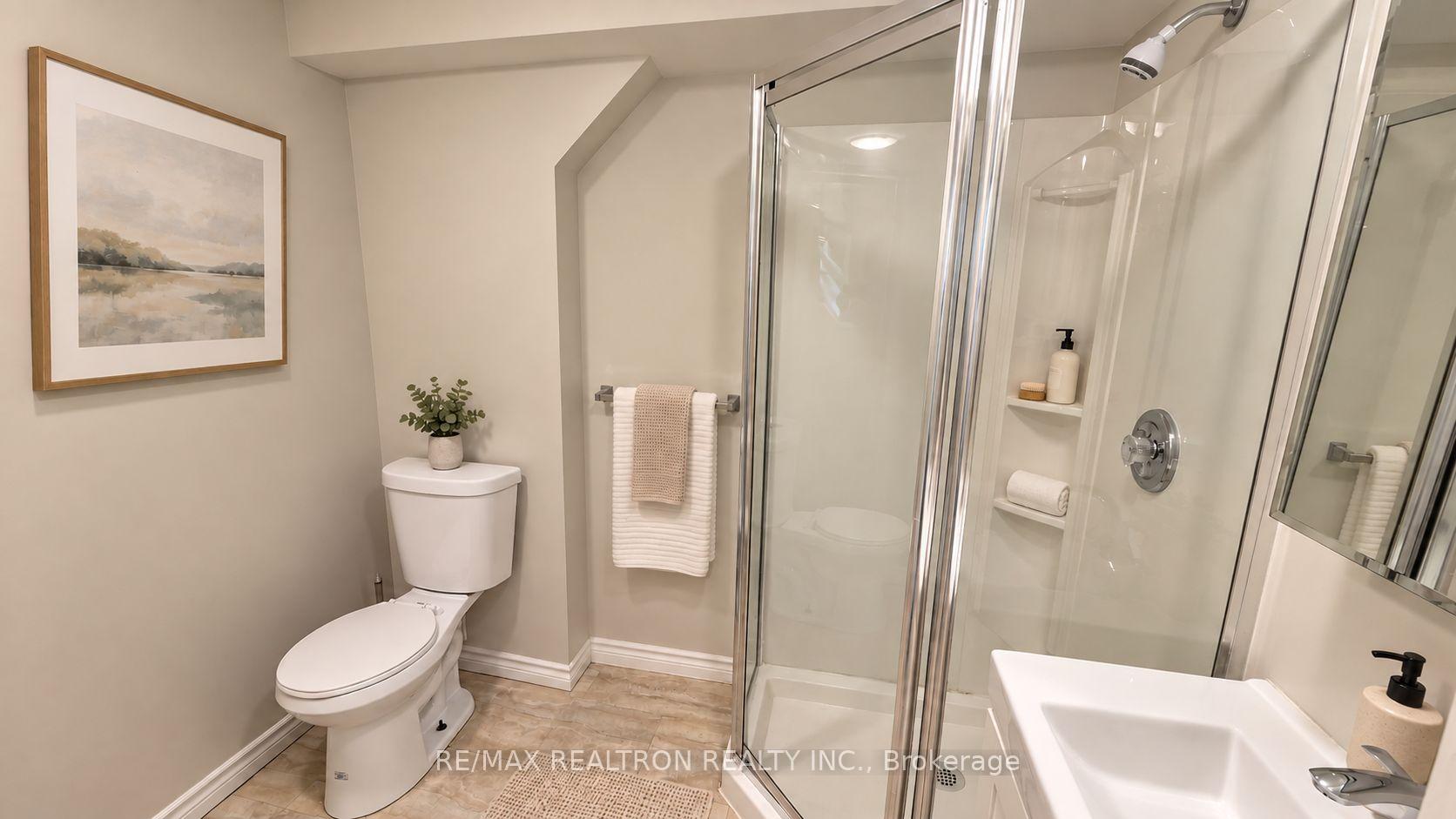 Photo 7 of 1047 Davenport Road, Toronto, Wychwood — HOMEH