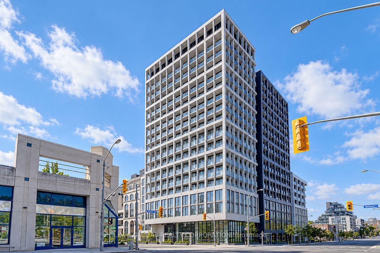 Photo of Unit 523, 2020 Bathurst Street