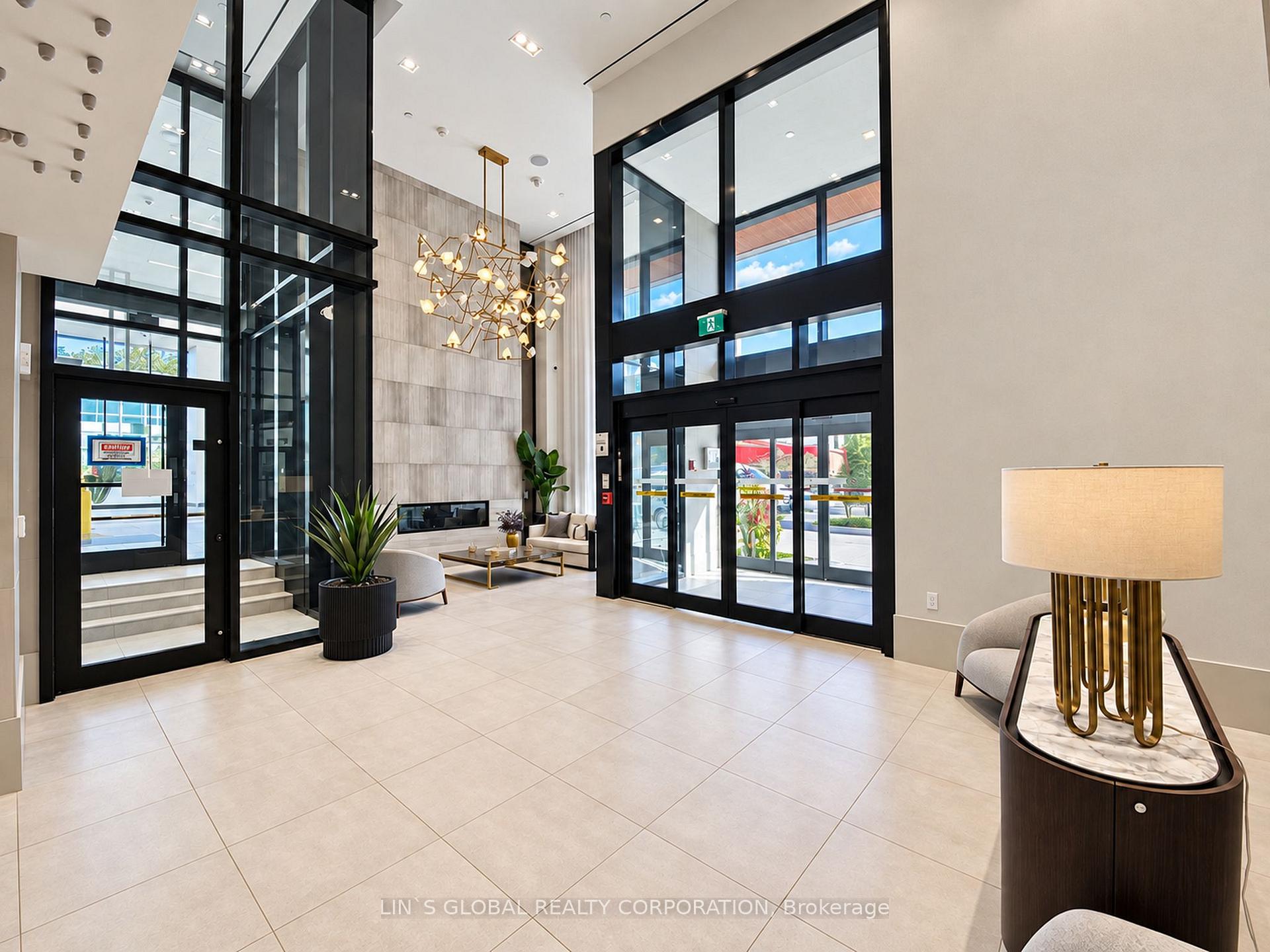 Photo 7 of Unit 523, 2020 Bathurst Street, Toronto, Humewood-Cedarvale — HOMEH