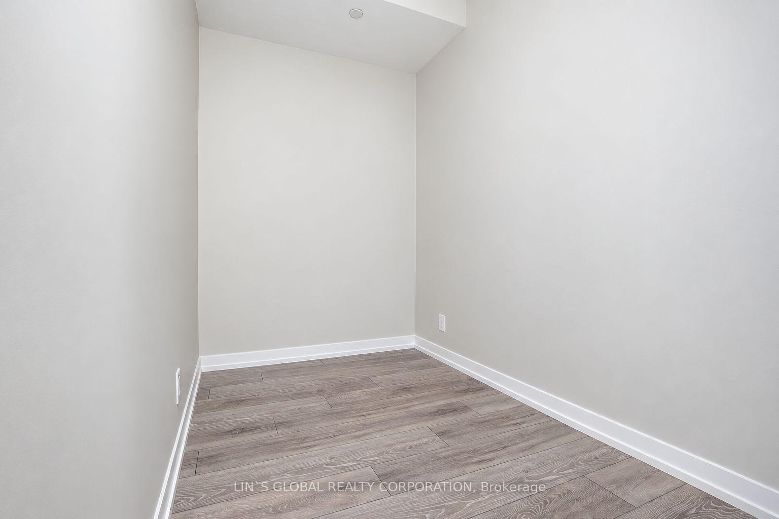 Photo 14 of Unit 523, 2020 Bathurst Street, Toronto, Humewood-Cedarvale — HOMEH