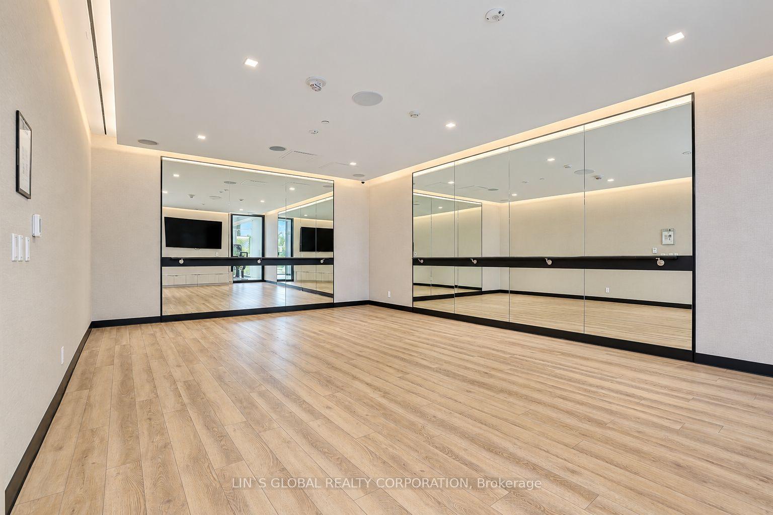 Photo 43 of Unit 523, 2020 Bathurst Street, Toronto, Humewood-Cedarvale — HOMEH