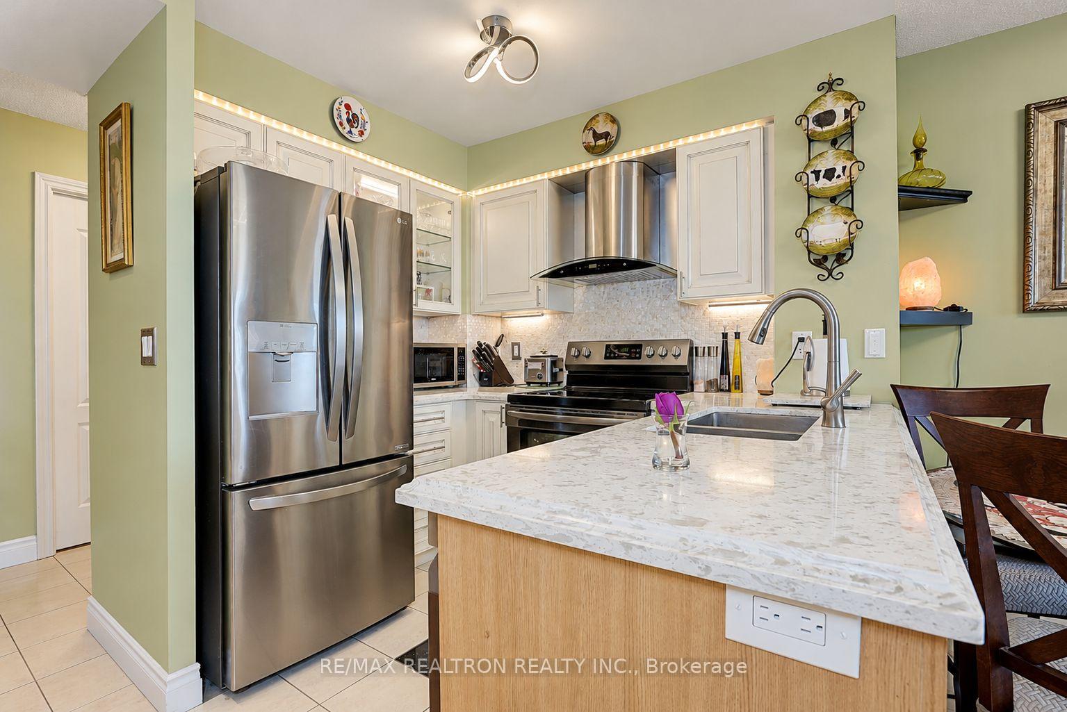 Photo 5 of Unit 301, 50 Brian Harrison Way, Scarborough, Bendale — HOMEH