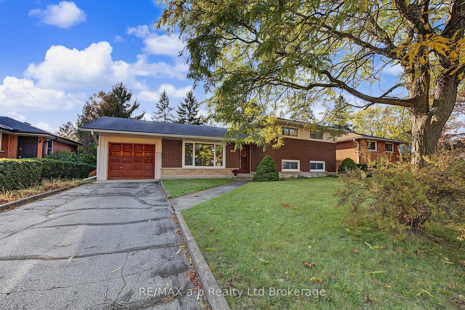 Photo of 20 Pinecrest Avenue