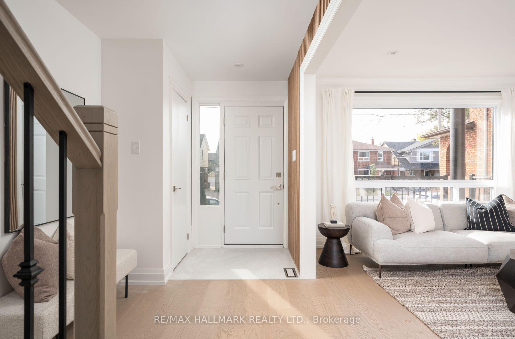 Photo 3 of 226 Mortimer Avenue, Toronto, Danforth Village-East York — HOMEH