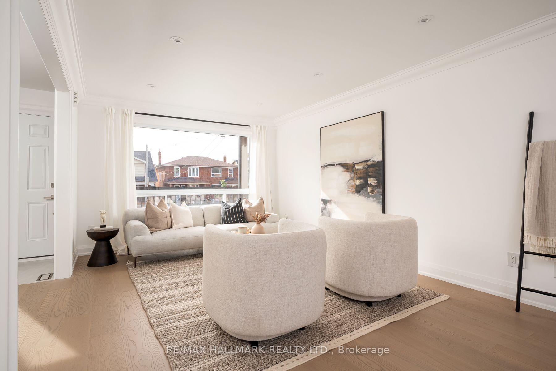 Photo 6 of 226 Mortimer Avenue, Toronto, Danforth Village-East York — HOMEH