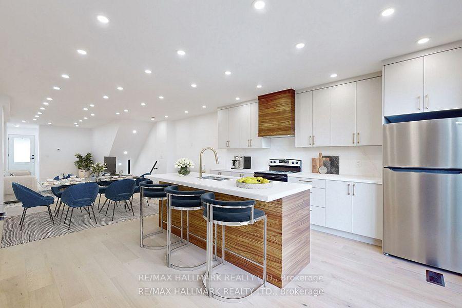 Photo 10 of Unit Lower, 58 Corbett Avenue, Toronto, Rockcliffe-Smythe — HOMEH