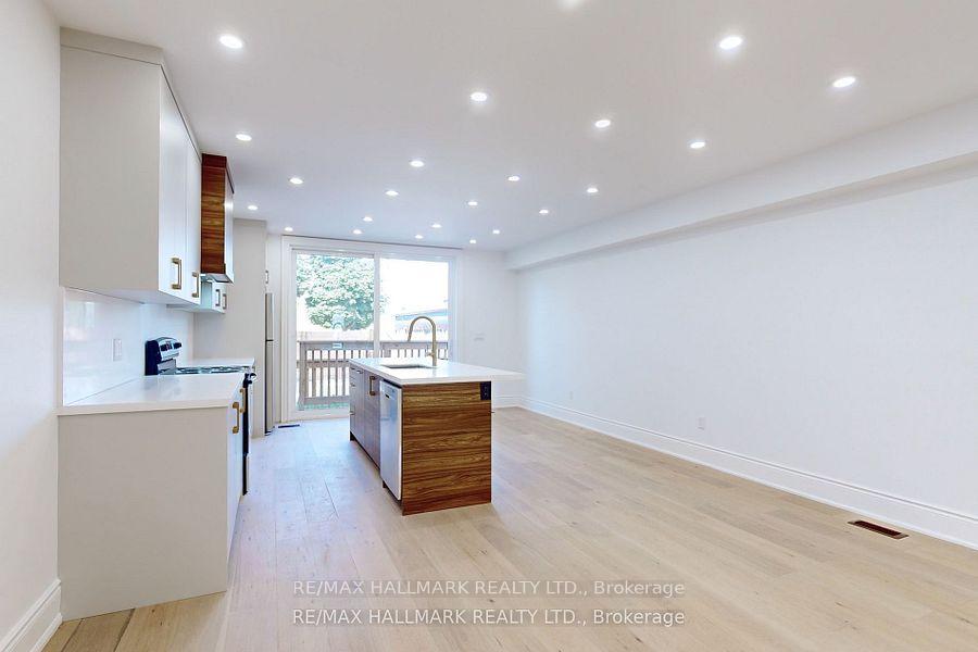 Photo 13 of Unit Lower, 58 Corbett Avenue, Toronto, Rockcliffe-Smythe — HOMEH