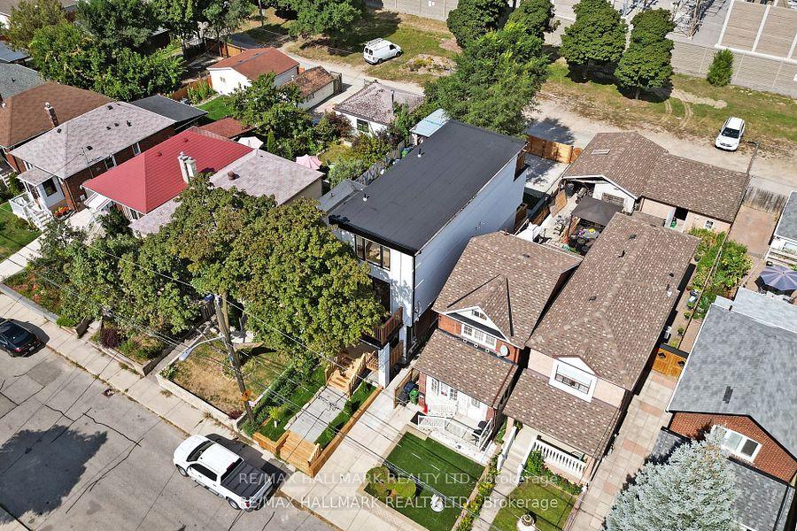 Photo 37 of Unit Lower, 58 Corbett Avenue, Toronto, Rockcliffe-Smythe — HOMEH