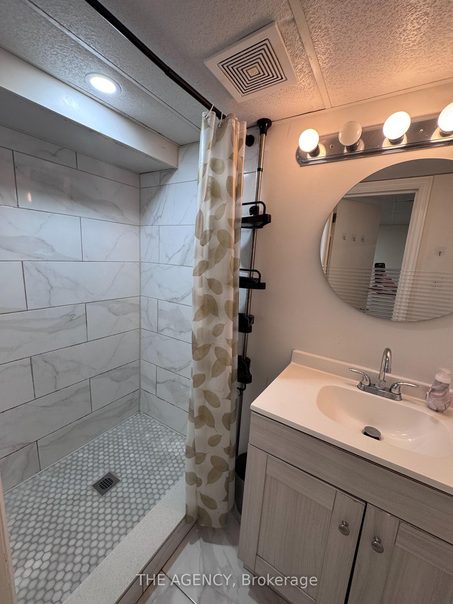 Photo 7 of Unit Basement, 26 Beaverbrook Avenue, Etobicoke, Princess-Rosethorn — HOMEH