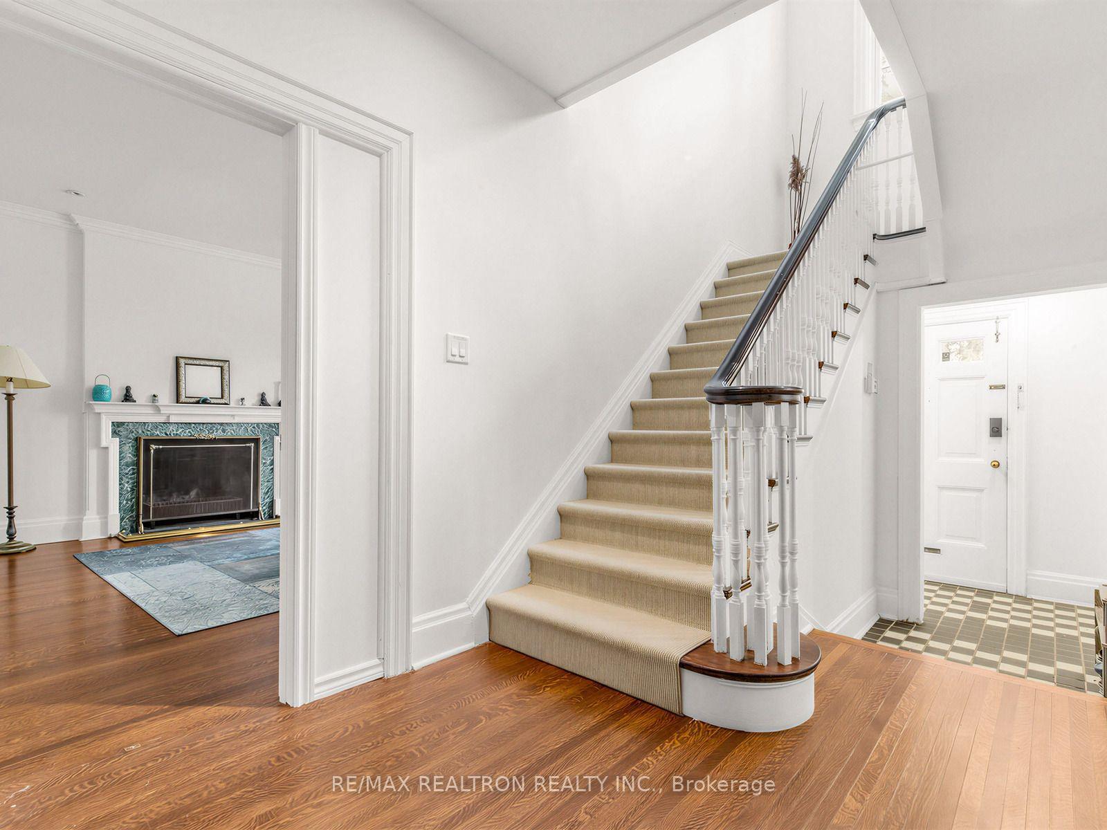 Photo 5 of 224 Forest Hill Road, Toronto, Forest Hill South — HOMEH