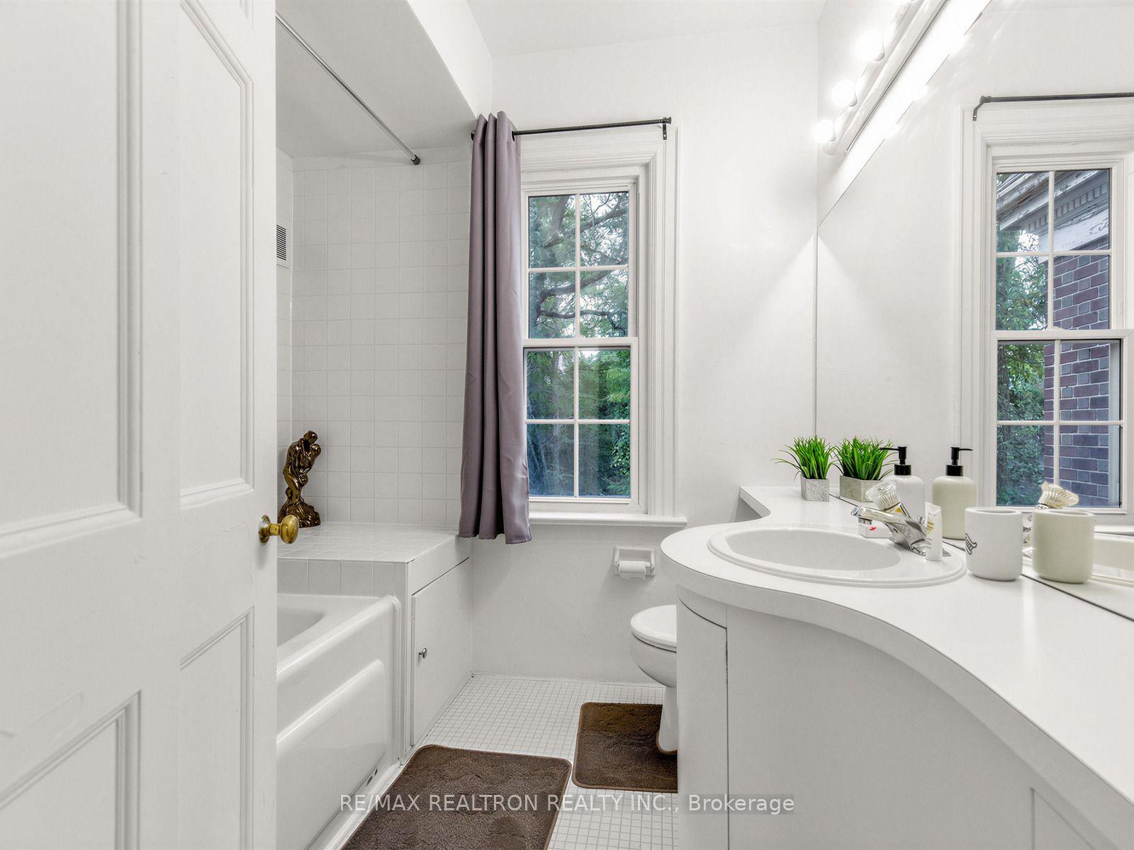 Photo 26 of 224 Forest Hill Road, Toronto, Forest Hill South — HOMEH