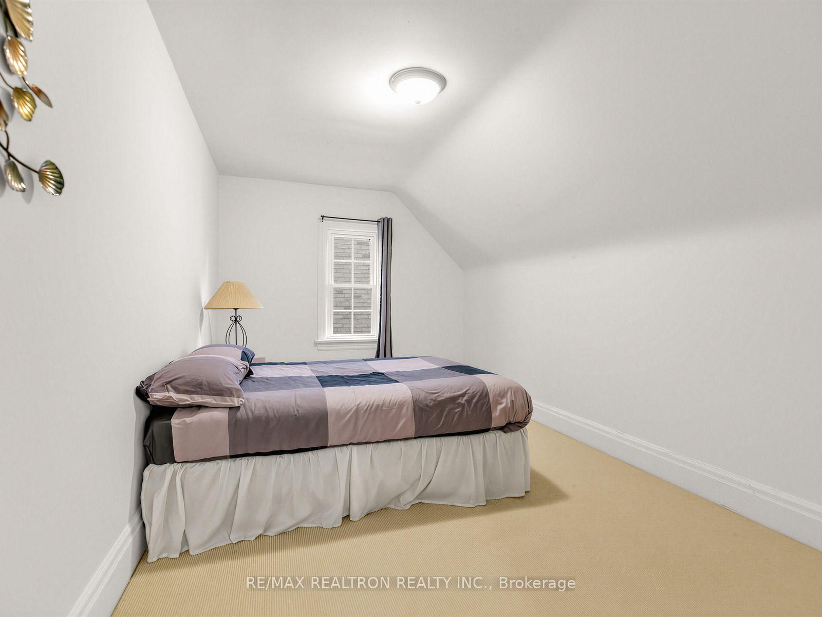 Photo 32 of 224 Forest Hill Road, Toronto, Forest Hill South — HOMEH
