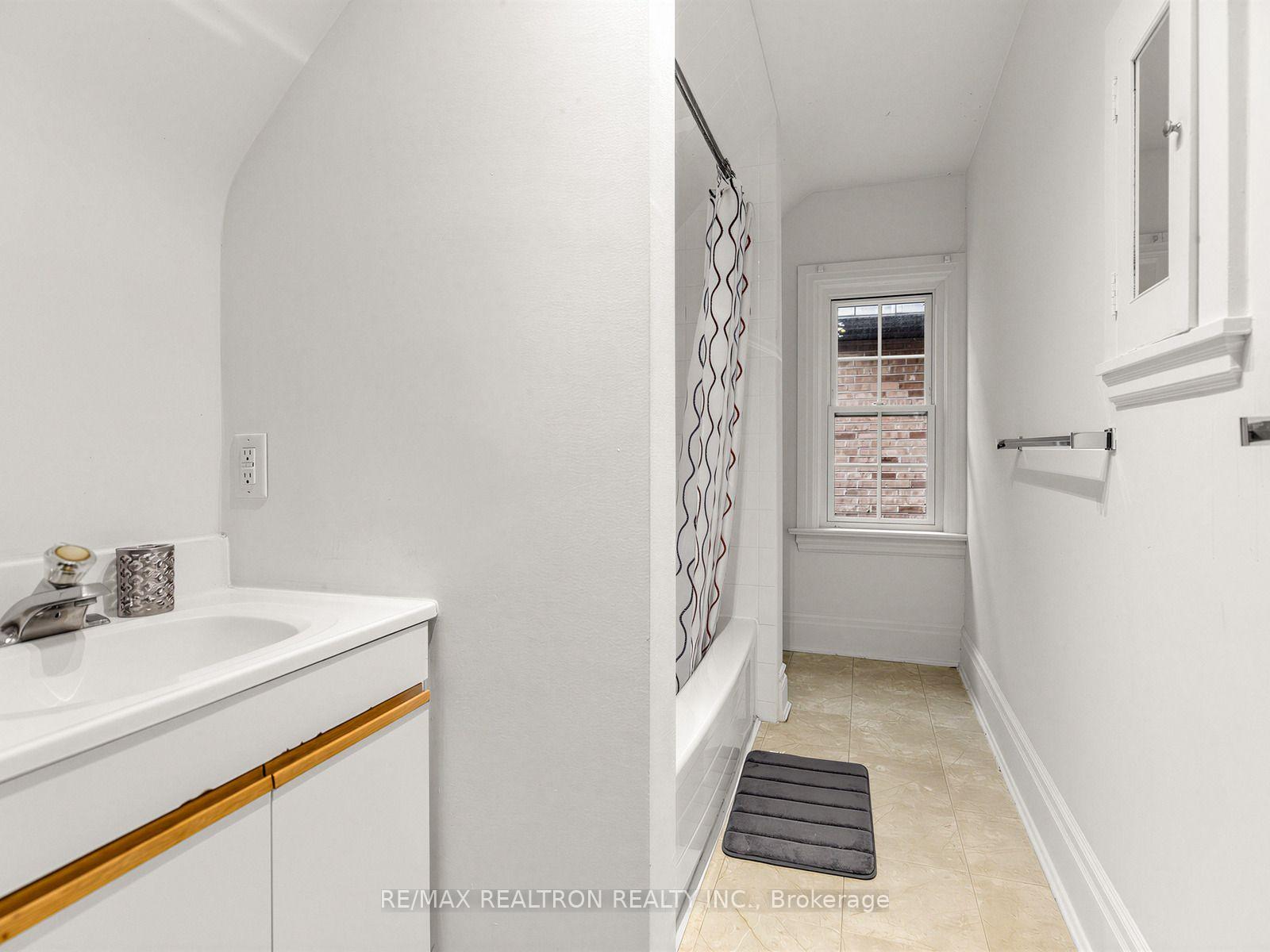 Photo 33 of 224 Forest Hill Road, Toronto, Forest Hill South — HOMEH