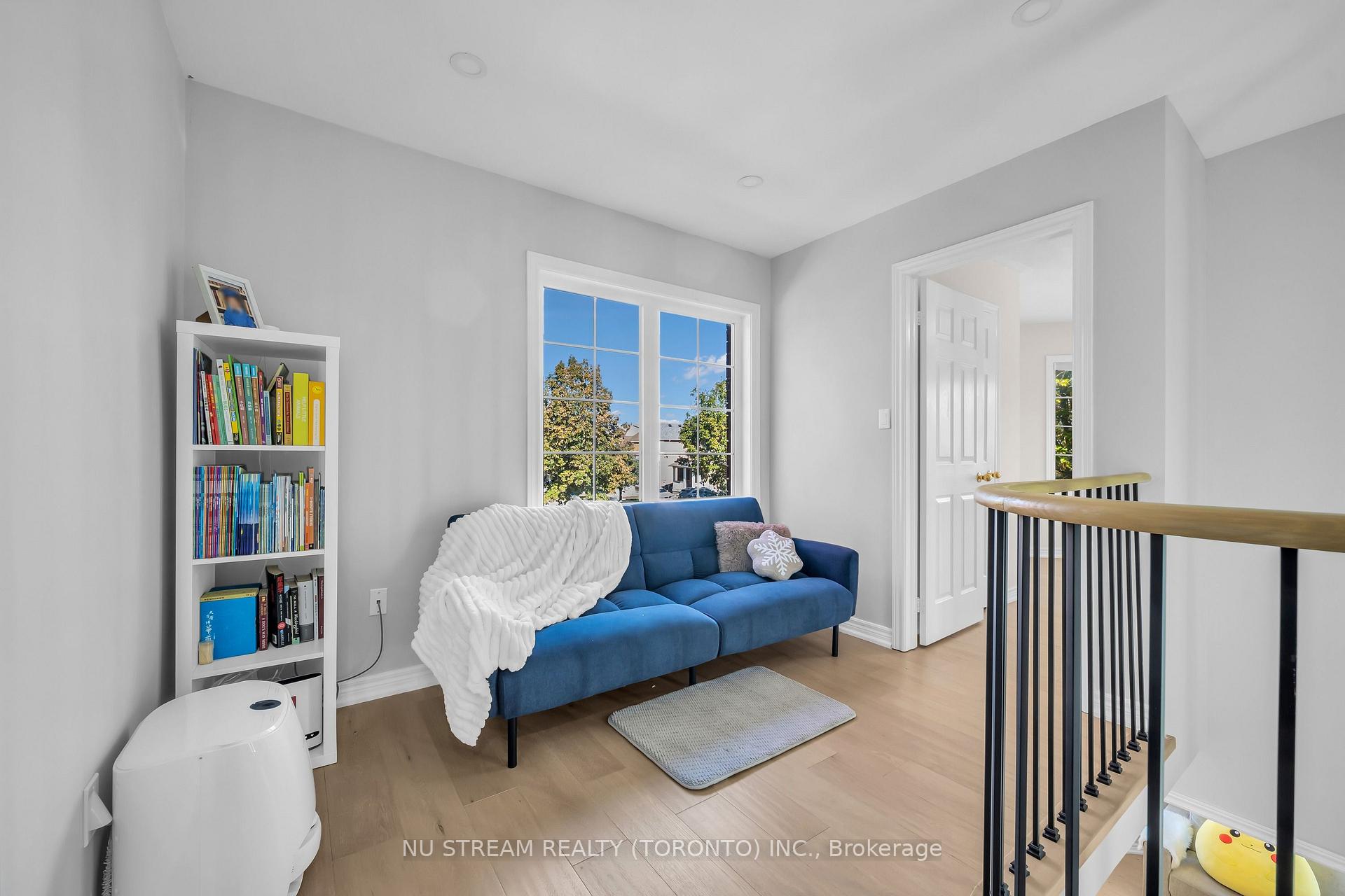 Photo 37 of 30 Pinecrest Street, Markham, Wismer — HOMEH