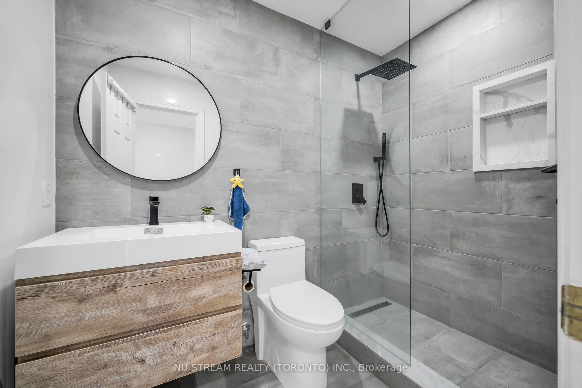 Photo 39 of 30 Pinecrest Street, Markham, Wismer — HOMEH