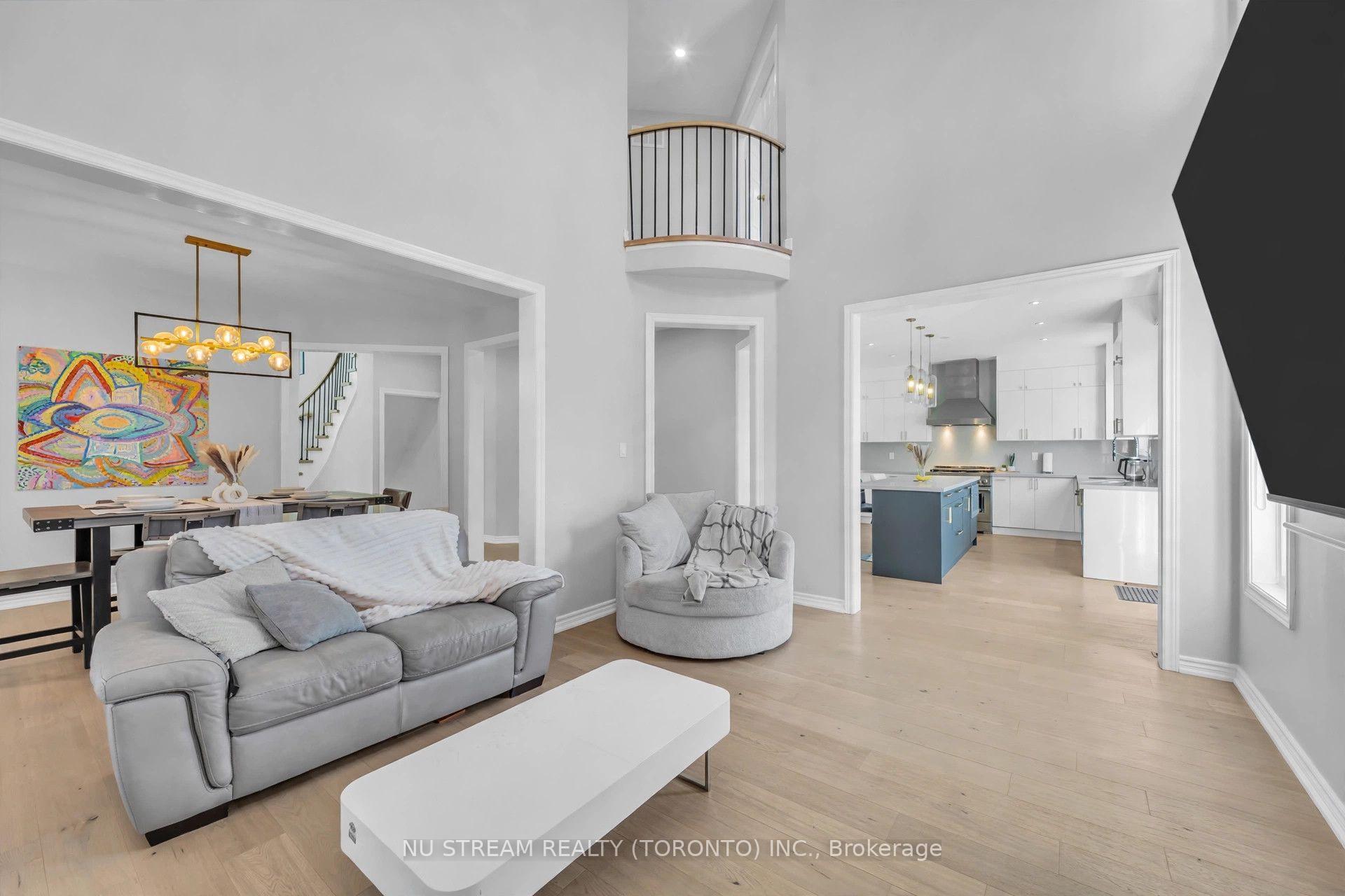 Photo 16 of 30 Pinecrest Street, Markham, Wismer — HOMEH