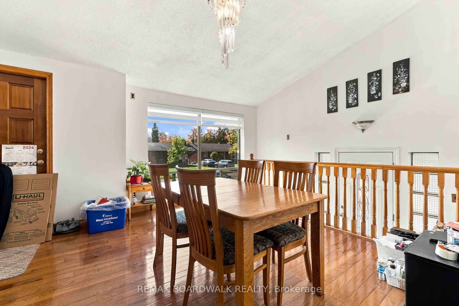 Photo 18 of 2173 Carnegie Street, Ottawa, Elmvale Acres/Urbandale — HOMEH