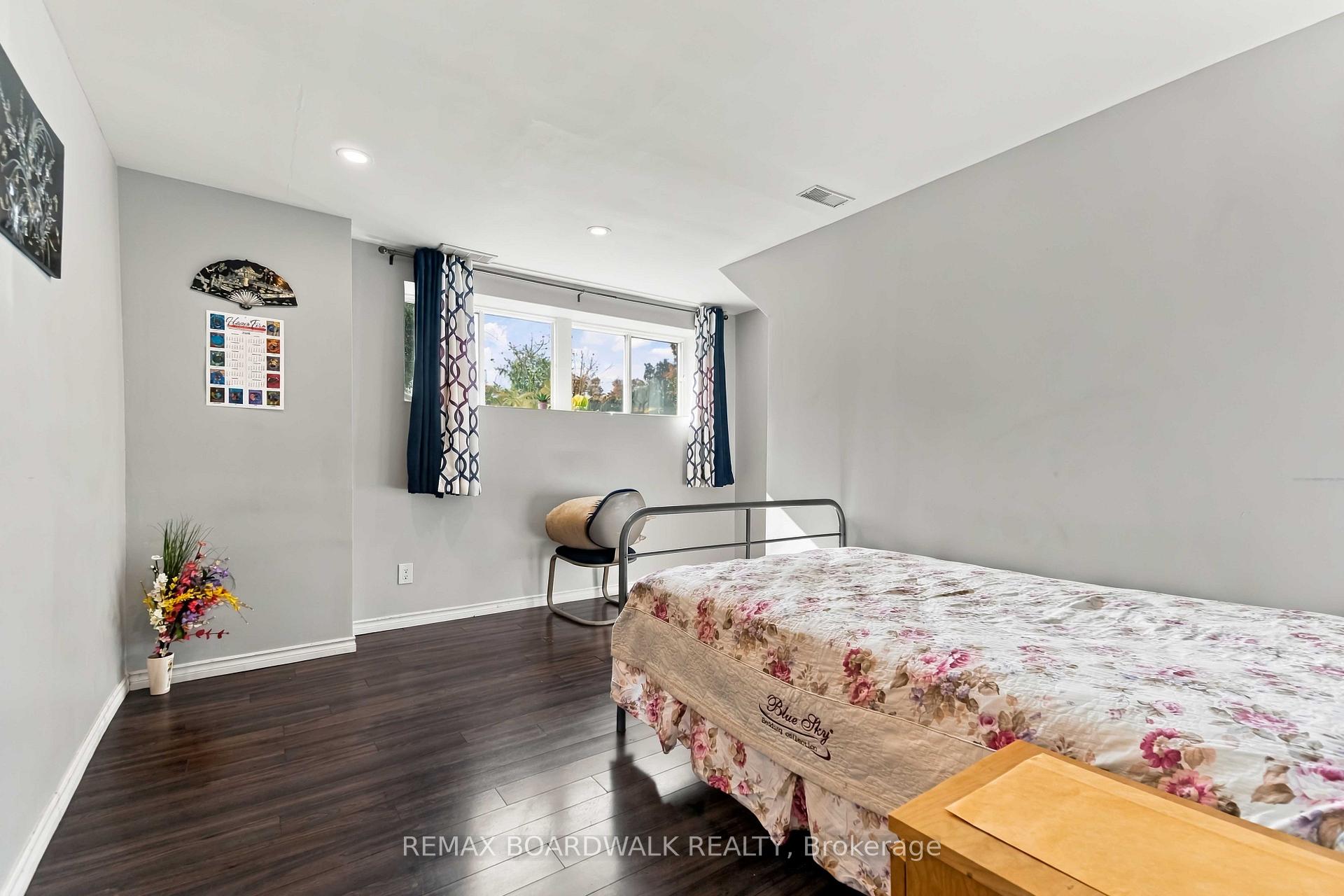Photo 26 of 2173 Carnegie Street, Ottawa, Elmvale Acres/Urbandale — HOMEH