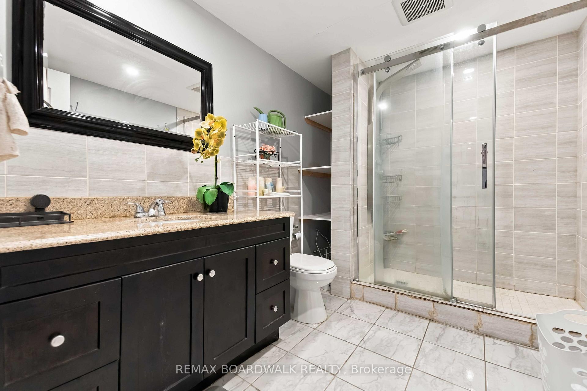 Photo 31 of 2173 Carnegie Street, Ottawa, Elmvale Acres/Urbandale — HOMEH