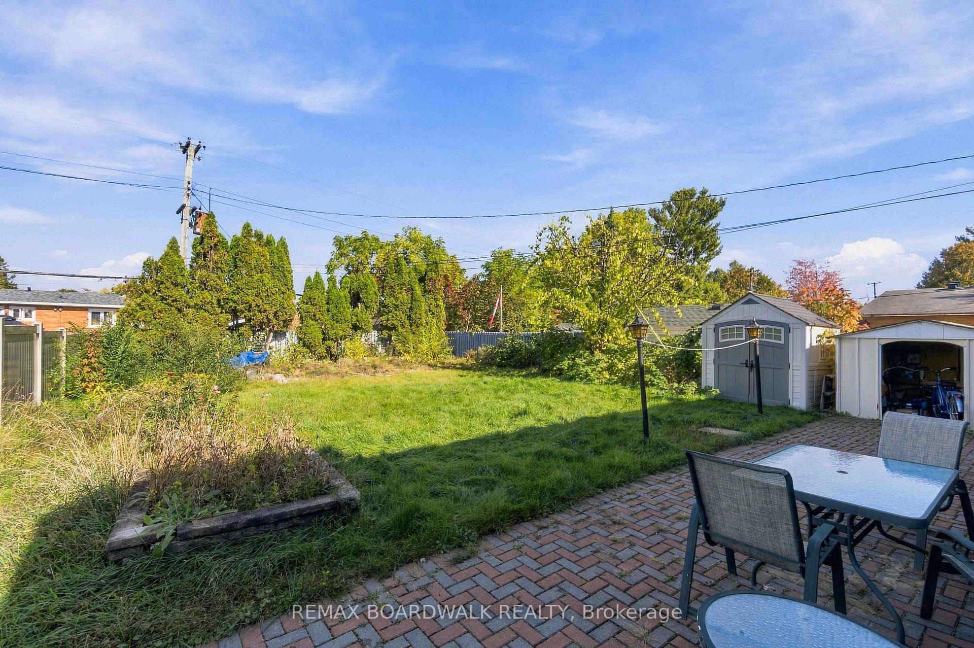 Photo 35 of 2173 Carnegie Street, Ottawa, Elmvale Acres/Urbandale — HOMEH