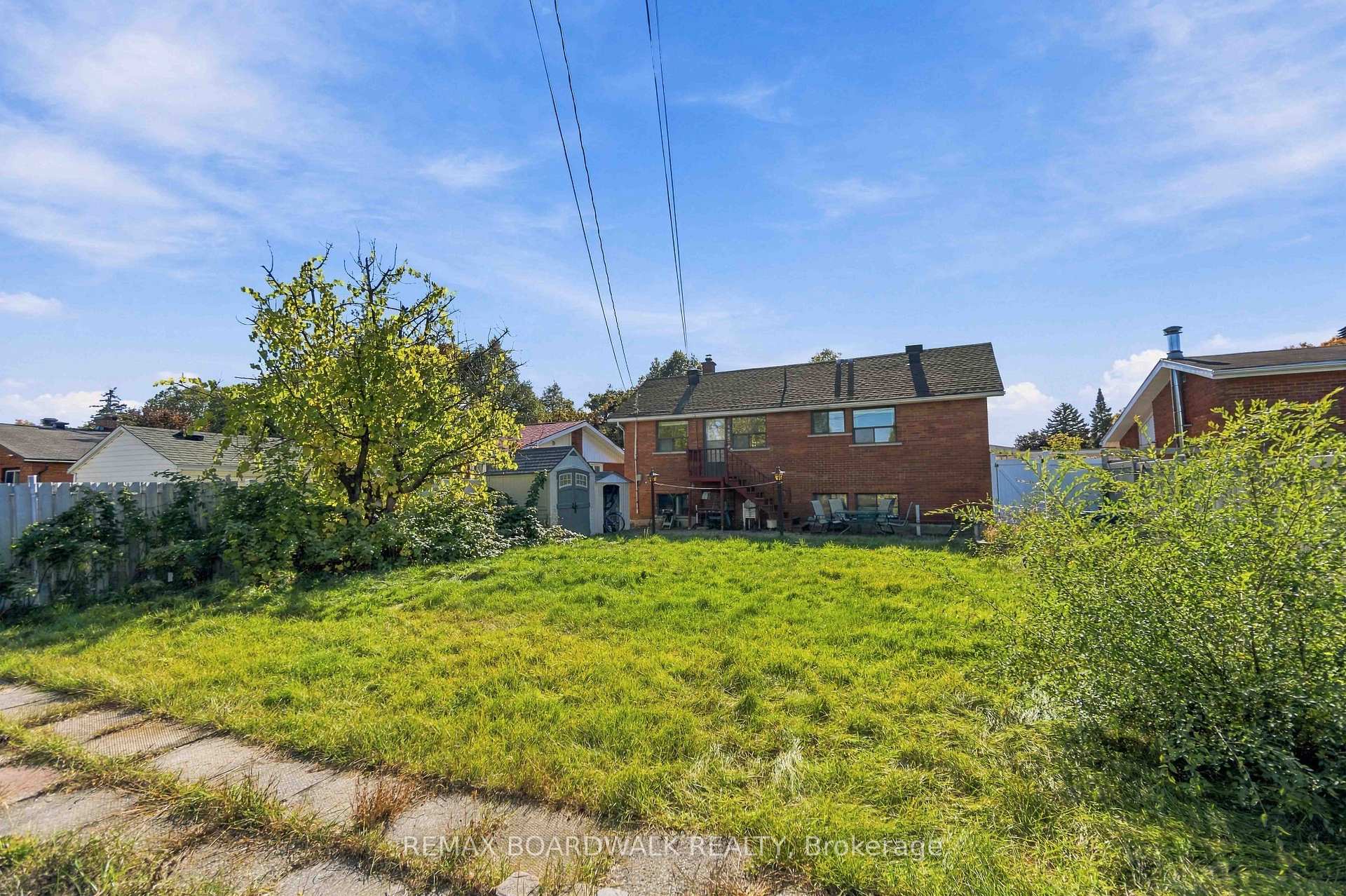 Photo 38 of 2173 Carnegie Street, Ottawa, Elmvale Acres/Urbandale — HOMEH