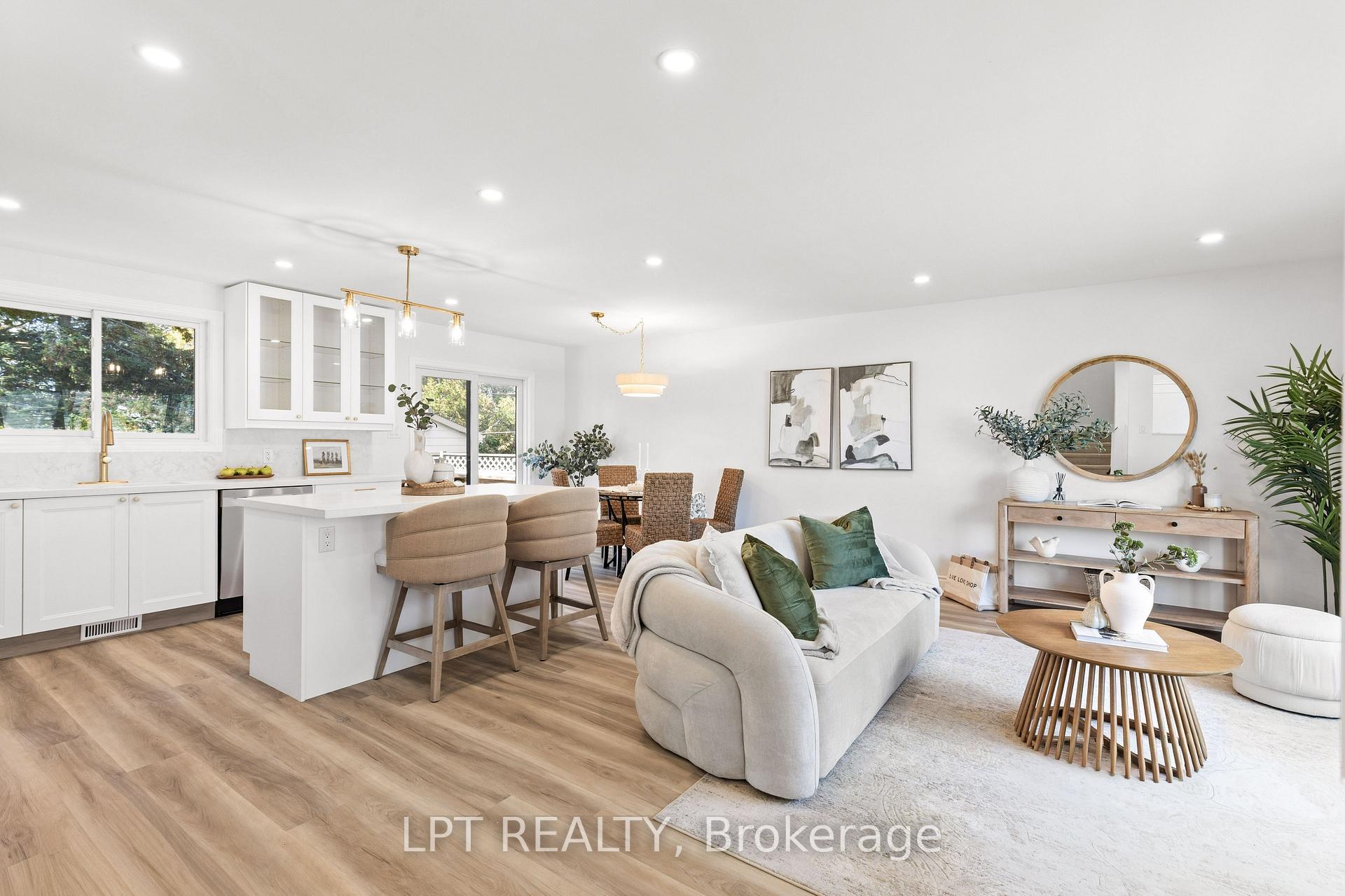 Photo 9 of 868 Liverpool Road, Pickering, Bay Ridges — HOMEH