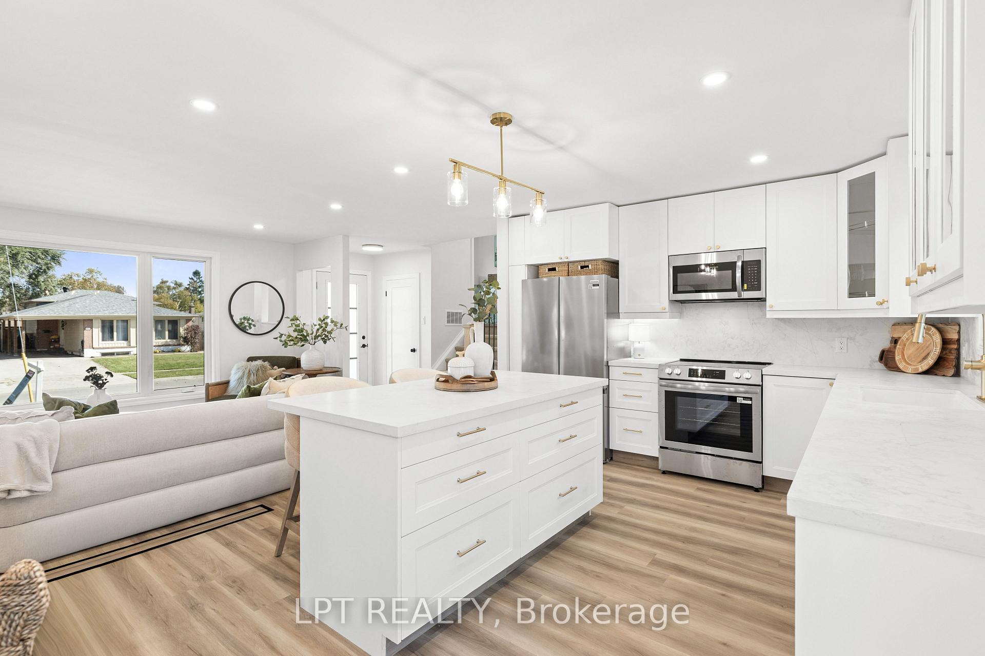 Photo 17 of 868 Liverpool Road, Pickering, Bay Ridges — HOMEH