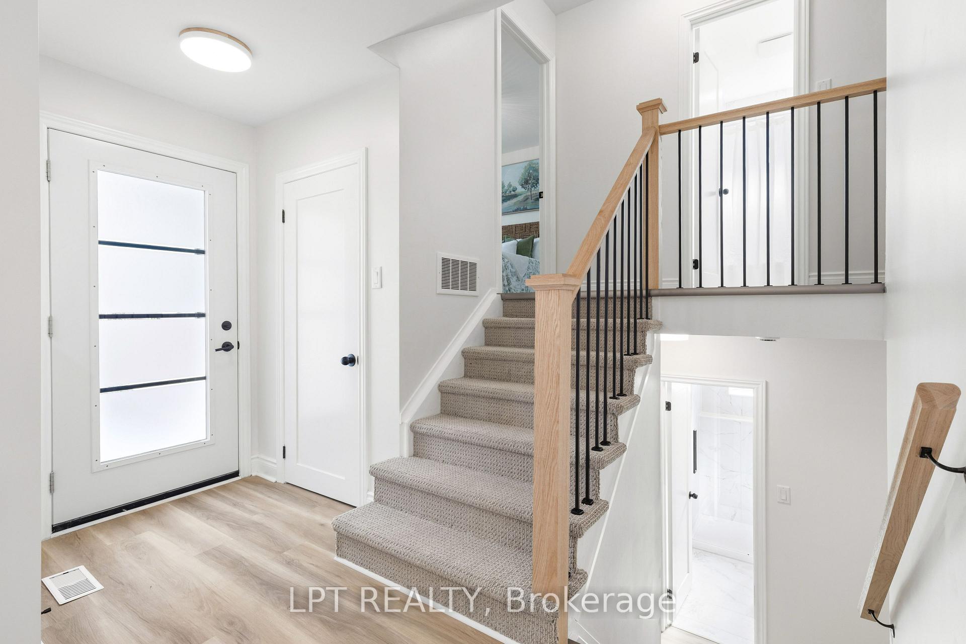 Photo 25 of 868 Liverpool Road, Pickering, Bay Ridges — HOMEH