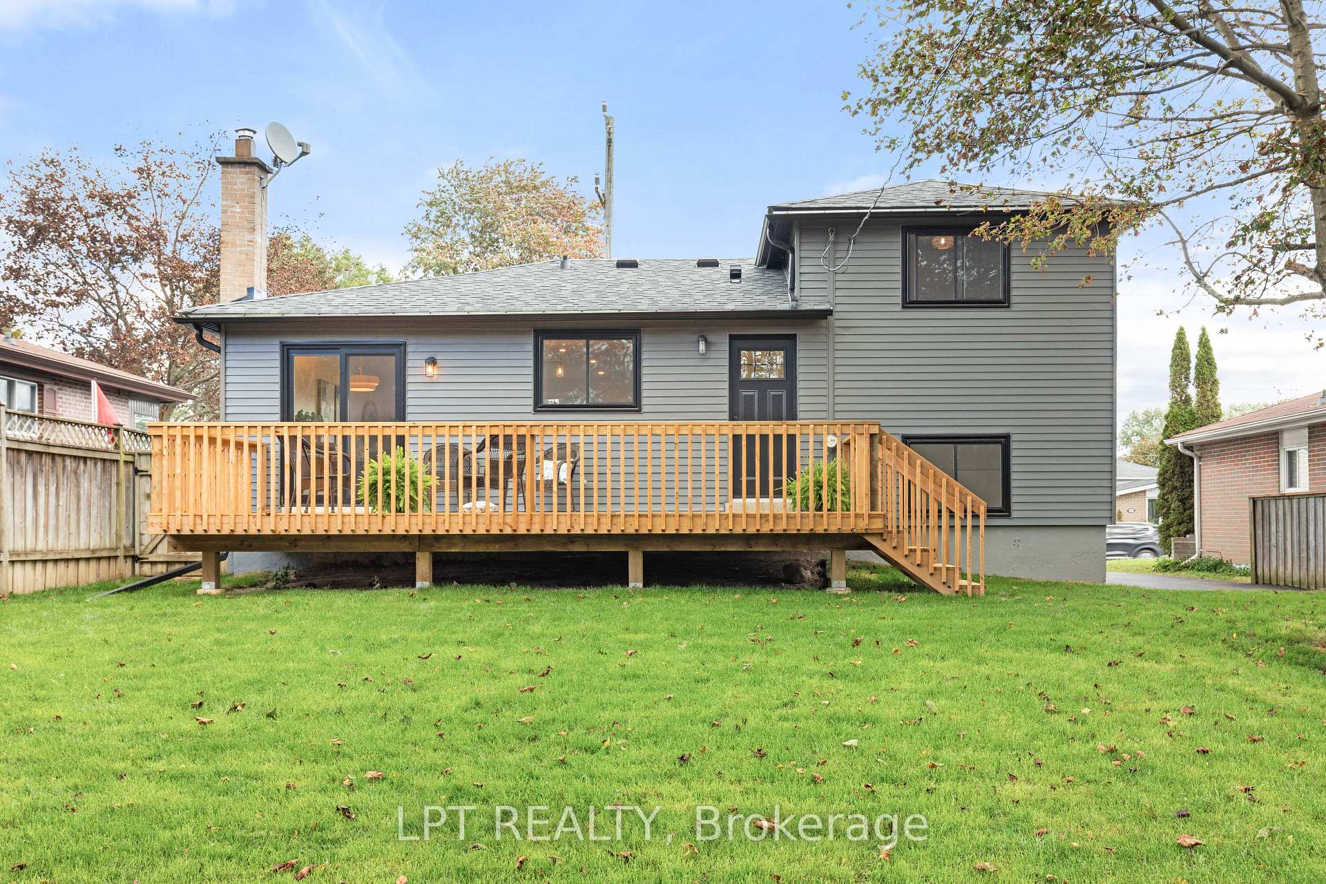 Photo 61 of 868 Liverpool Road, Pickering, Bay Ridges — HOMEH