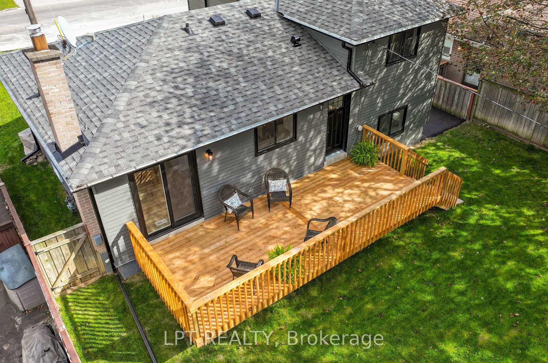Photo 63 of 868 Liverpool Road, Pickering, Bay Ridges — HOMEH