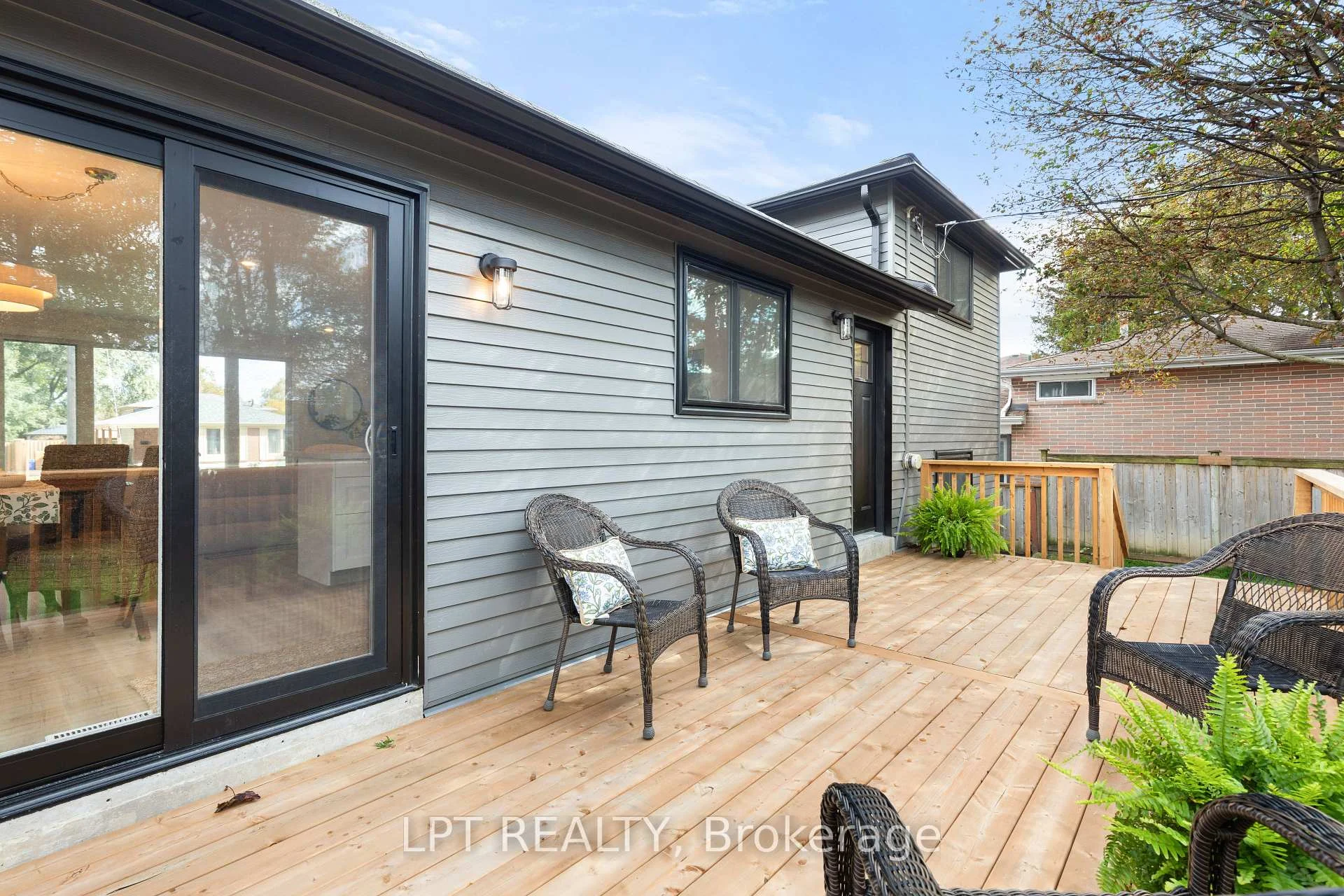 Photo 60 of 868 Liverpool Road, Pickering, Bay Ridges — HOMEH