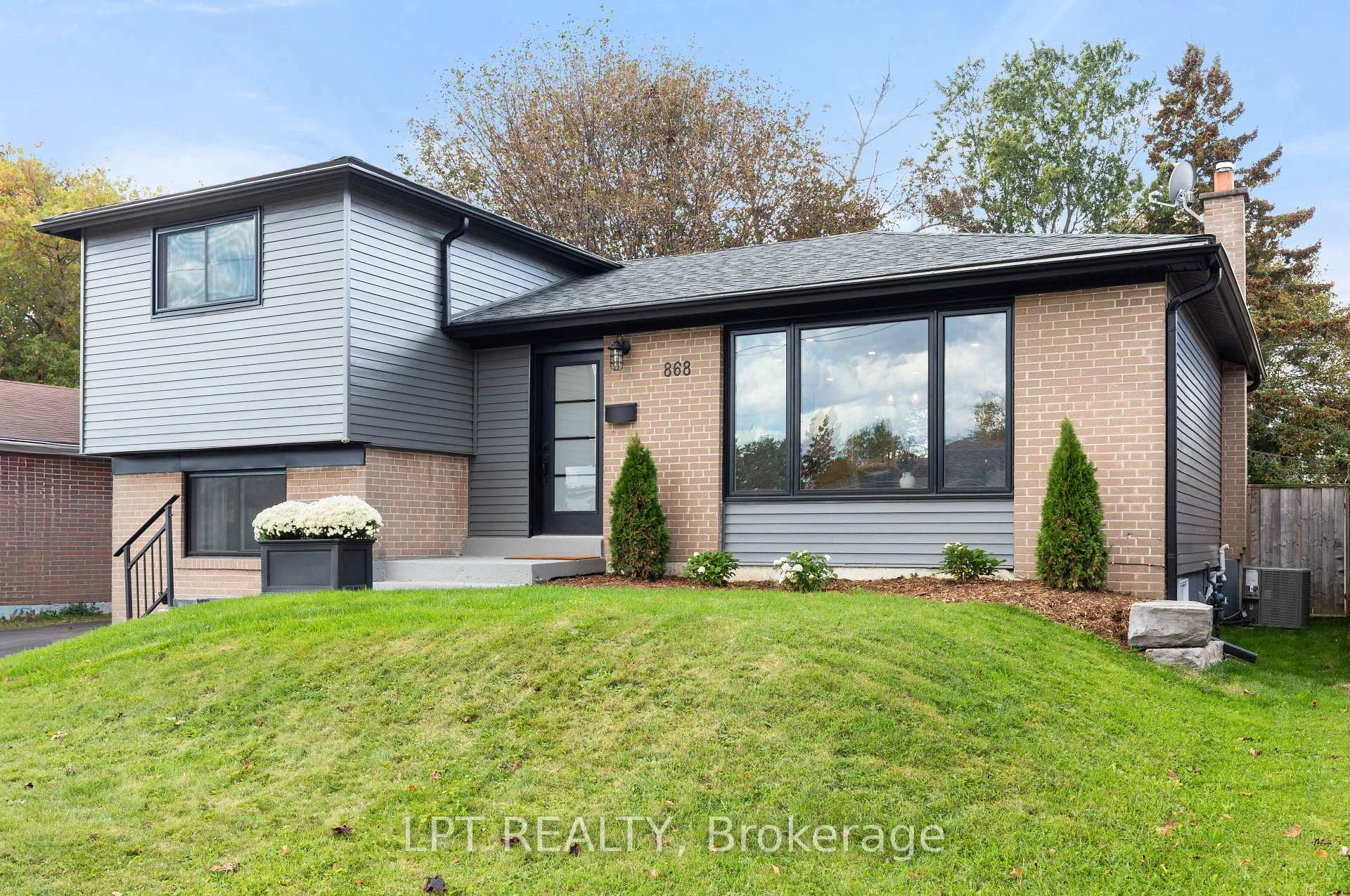 Photo 74 of 868 Liverpool Road, Pickering, Bay Ridges — HOMEH