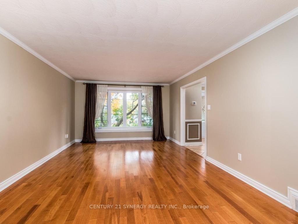 Photo 9 of 2298 Bowman Road, Ottawa, Guildwood Estates - Urbandale Acres — HOMEH