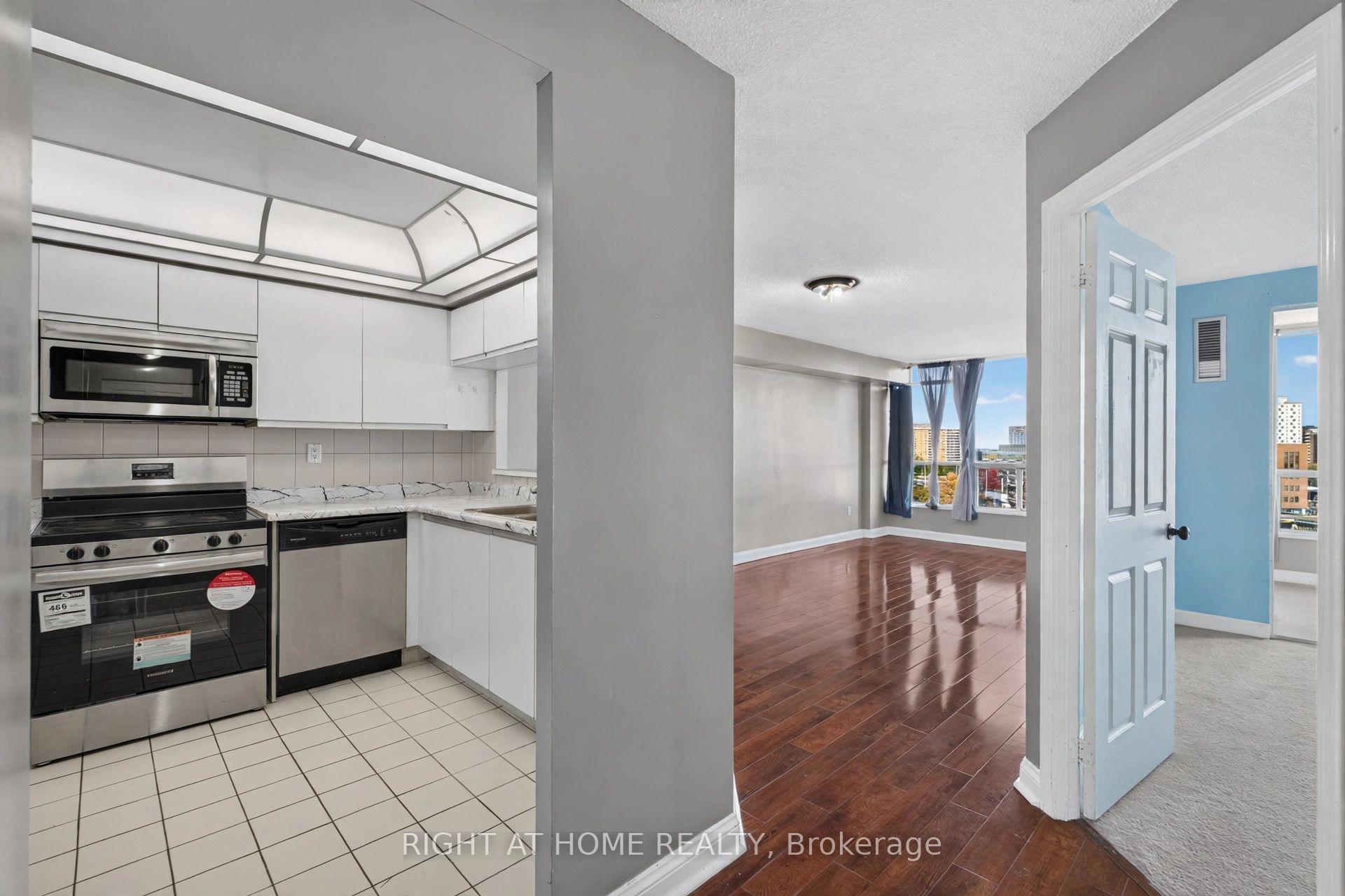 Photo 13 of Unit 708, 22 Hanover Road, Brampton, Queen Street Corridor — HOMEH